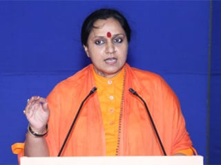 Yati Maa Chetnanand Saraswati